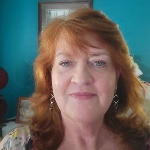 Meet your Posher, Helen